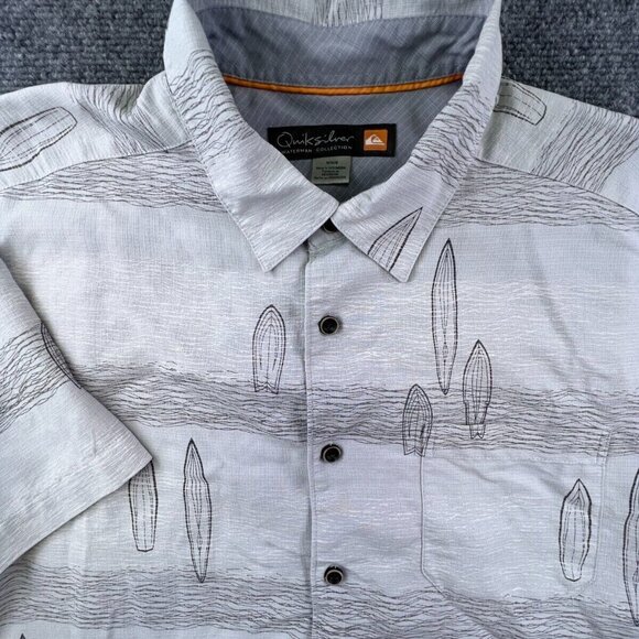 Quiksilver Waterman Button Up Hawaiian Shirt Men Medium Gray Floral Short Sleeve - Picture 1 of 9